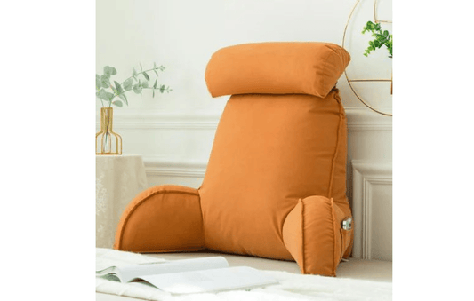Le coussin dos qui réinvente votre confort du soir - Enfin Actif 50+